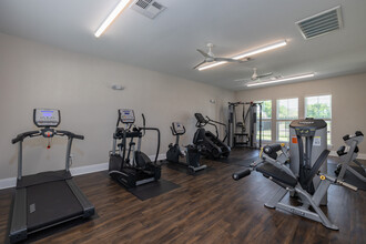 Beau Chene Lake Charles in Lake Charles, LA - Building Photo - Building Photo