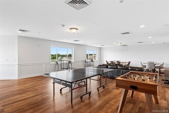130 Post Ave in Westbury, NY - Building Photo - Building Photo