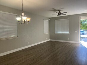 9456 Blue Mountain Way in Sacramento, CA - Building Photo - Building Photo