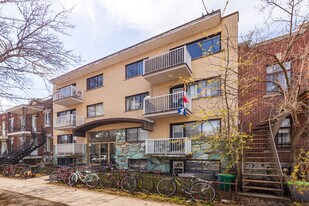 6870 Garnier St in Montréal, QC - Building Photo