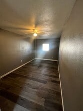 2713 E 2nd St in Lubbock, TX - Building Photo - Building Photo