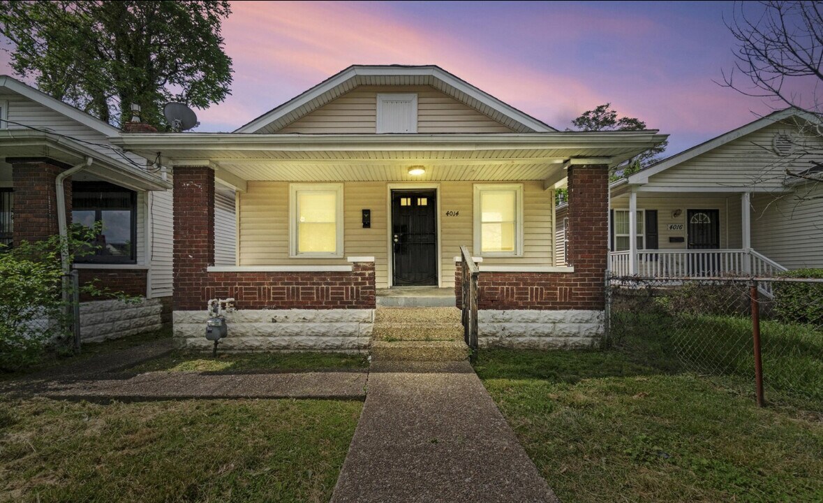 4014 Greenwood Ave in Louisville, KY - Building Photo