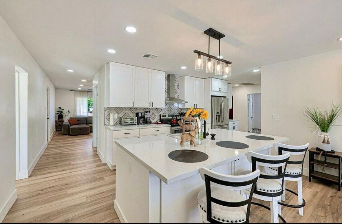 8117 E Osborn Rd in Scottsdale, AZ - Building Photo