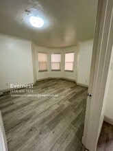 884 29th St in Oakland, CA - Building Photo - Building Photo
