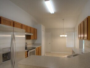 2916 Brittany Bluff Dr in Orange Park, FL - Building Photo - Building Photo