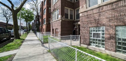 7220 S Yates Blvd in Chicago, IL - Building Photo - Building Photo