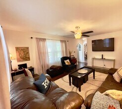 2559 W 46th Ave in Kansas City, KS - Building Photo - Building Photo