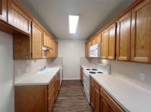 938 Austin Ct in Weatherford, TX - Building Photo - Building Photo