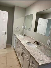 2623 N Woodloch St in Conroe, TX - Building Photo - Building Photo