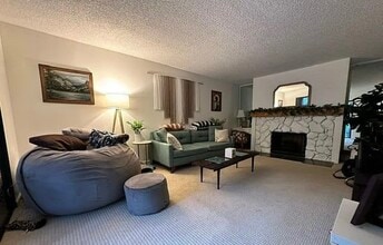 1579 Lincoln Ave, Unit 309 in San Rafael, CA - Foto de edificio - Building Photo