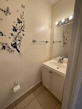 14235 SW 57th Ln in Miami, FL - Foto de edificio - Building Photo