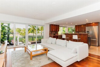 1231 Campo Sano Ave in Coral Gables, FL - Building Photo - Building Photo