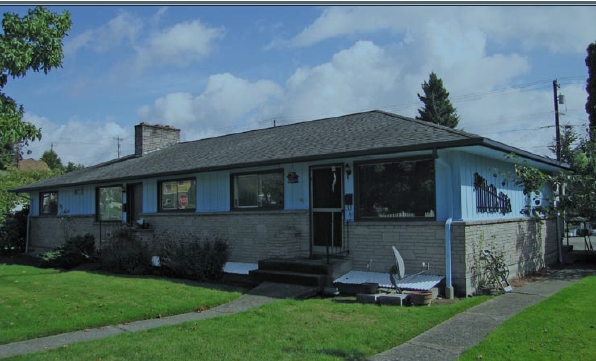 Miran Apartments in Everett, WA - Building Photo