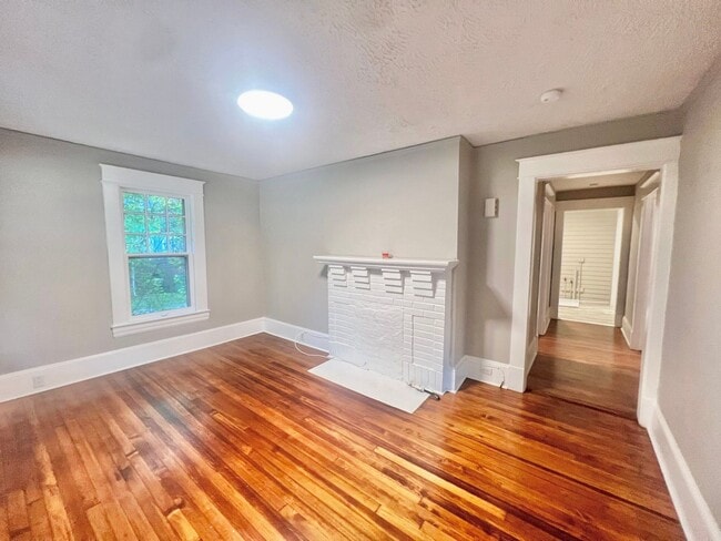 1141 Montlieu Ave in High Point, NC - Building Photo - Building Photo