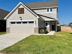 15216 Still Water Mdw Lp in College Station, TX - Building Photo