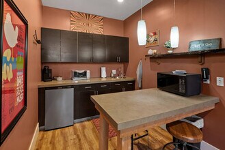 77 Wild Horse Mesa Dr in Sedona, AZ - Building Photo - Building Photo