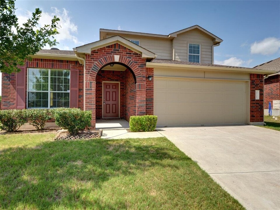 5721 Malcolm Trail in Austin, TX - Building Photo