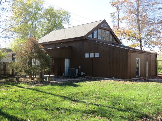 11 Plumb St in Lockbourne, OH - Building Photo