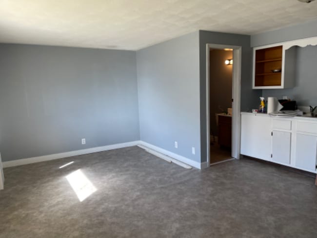 2826 E Thomas Ave-Unit -APT 1 in Terre Haute, IN - Foto de edificio - Building Photo