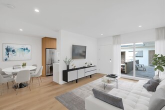 8355 Blackburn Ave in Los Angeles, CA - Building Photo - Building Photo