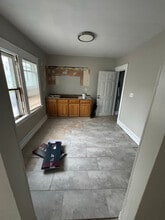 11130 Continental Ave in Cleveland, OH - Building Photo - Building Photo