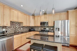 594 Saint Andrews Pl, Unit 594 Saint Andrews Pl. in Manalapan, NJ - Building Photo - Building Photo