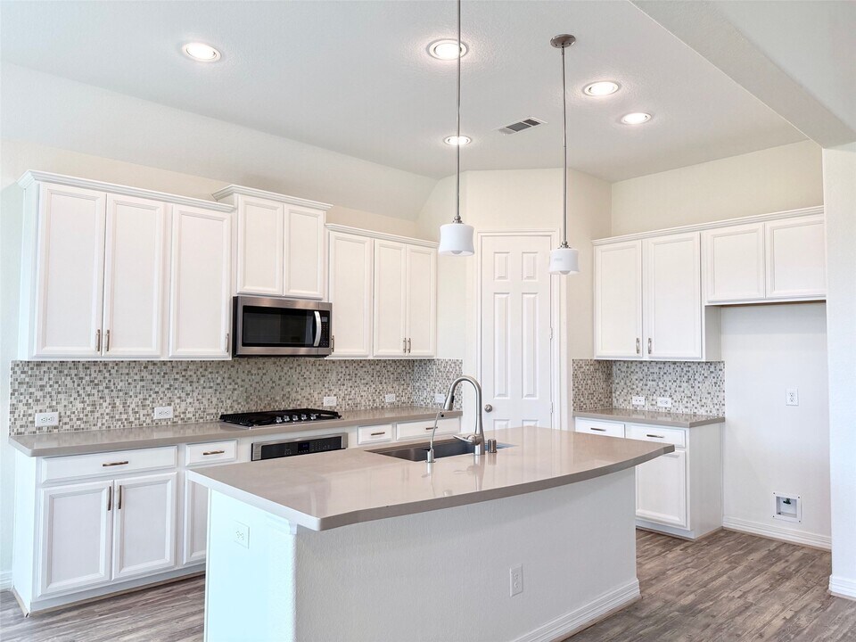 20539 Kohle Springs Ln in Cypress, TX - Building Photo