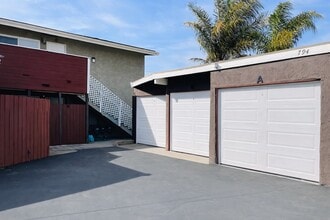 789 W 18th St, Unit A in Costa Mesa, CA - Building Photo - Building Photo