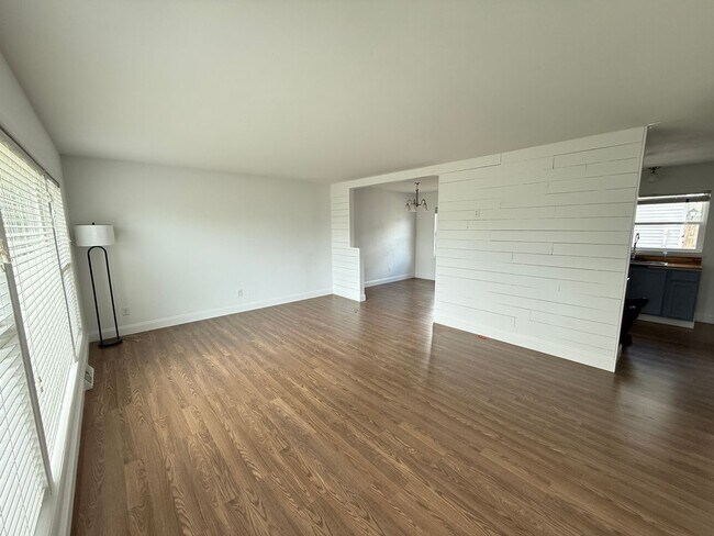 411 Maple Ave in Glendive, MT - Building Photo - Building Photo