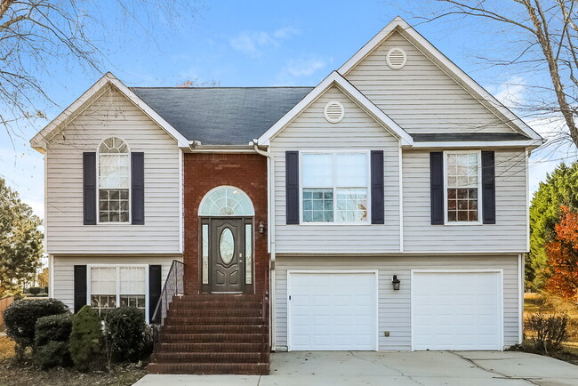 property at 200 River View Ct