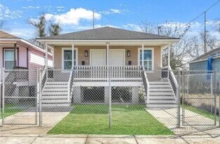 2419 Feliciana St, Unit # A in New Orleans, LA - Building Photo
