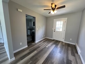 321 Northland Dr in Medina, OH - Building Photo - Building Photo