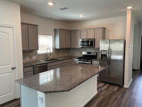 9034 Beacon Mill Dr in Cypress, TX - Building Photo - Building Photo
