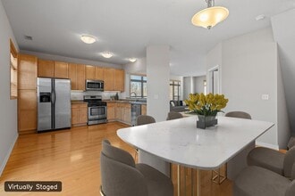 731 Mercer St in St. Paul, MN - Foto de edificio - Building Photo