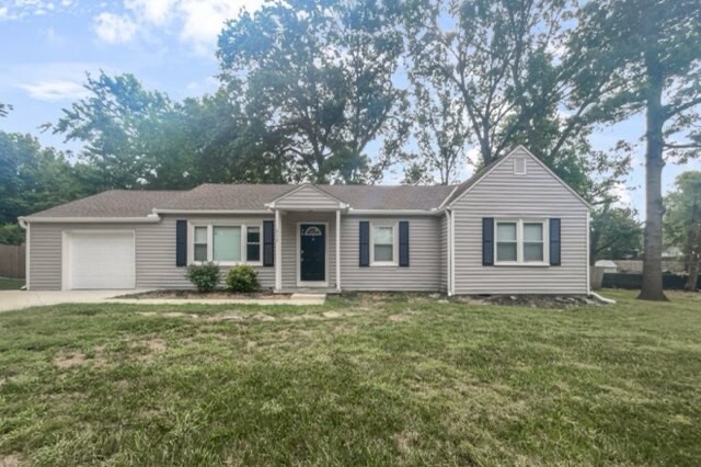 property at 613 N Logan St