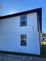 2511 W Prairie St in Denton, TX - Building Photo