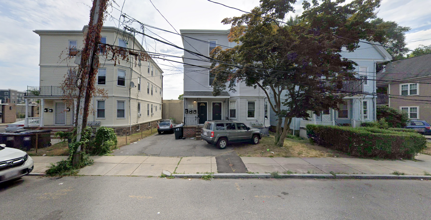 151 Murdock St, Unit 1 in Boston, MA - Building Photo