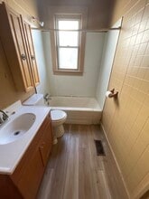 2411 Madison Ave in Granite City, IL - Building Photo - Building Photo