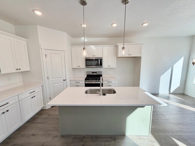 property at 4757 Heartwood Rd