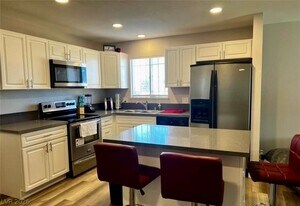 6401 Evergreen Ave in Las Vegas, NV - Building Photo