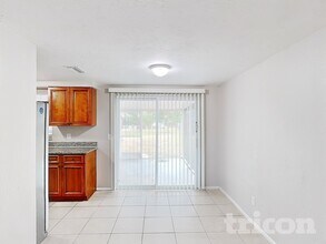 3007 Bucida Dr in Sarasota, FL - Building Photo - Building Photo
