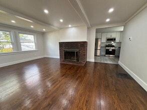 2 Scofield Pl in Norwalk, CT - Building Photo - Building Photo