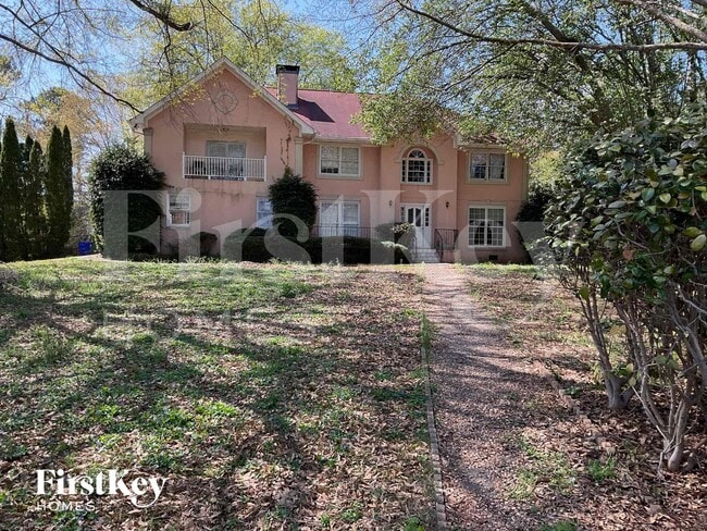 property at 2559 Bryan Cir