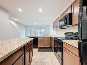 409 Sedgewick Dr in Davenport, FL - Building Photo - Building Photo