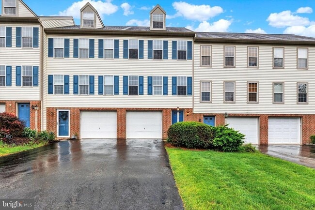 property at 1112 Hearthridge Ln