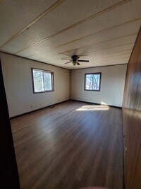 24719 347th St photo'