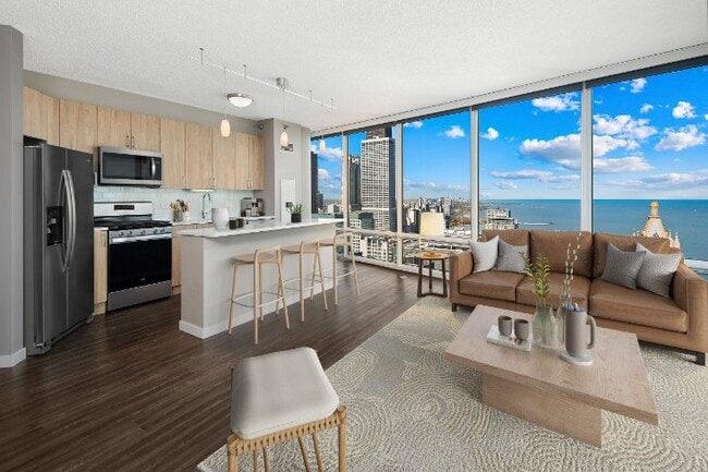 346 E Grand Ave in Chicago, IL - Building Photo - Building Photo