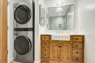 1288 Uppingham Dr in Thousand Oaks, CA - Building Photo - Building Photo