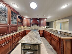 125 Bellaire Dr in Denton, TX - Building Photo - Building Photo