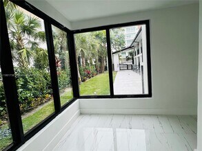 1155 102nd St in Bay Harbor Islands, FL - Building Photo - Building Photo